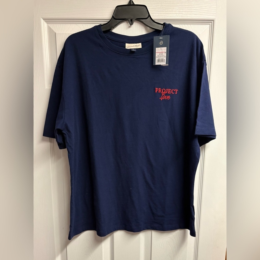 NWT Universal Threads “Project Love” Short Sleeve T-Shirt Size Large - Picture 1 of 3